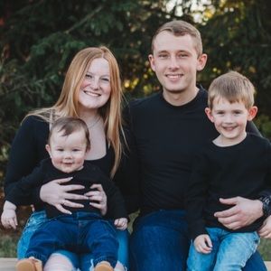 Meet your Posher, Brooke